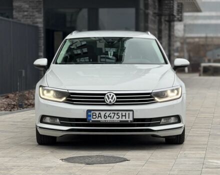 Белый Фольксваген Пассат Вариант, объемом двигателя 2 л и пробегом 256 тыс. км за 14999 $, фото 6 на Automoto.ua