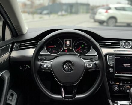 Белый Фольксваген Пассат Вариант, объемом двигателя 2 л и пробегом 256 тыс. км за 14999 $, фото 17 на Automoto.ua