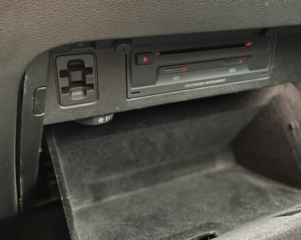 Белый Фольксваген Пассат Вариант, объемом двигателя 2 л и пробегом 275 тыс. км за 16000 $, фото 19 на Automoto.ua