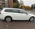 Белый Фольксваген Пассат Вариант, объемом двигателя 2 л и пробегом 79 тыс. км за 12000 $, фото 3 на Automoto.ua