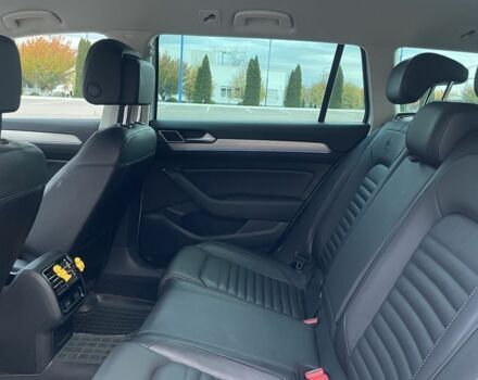 Білий Фольксваген Пассат Варіант, об'ємом двигуна 2 л та пробігом 250 тис. км за 14800 $, фото 9 на Automoto.ua