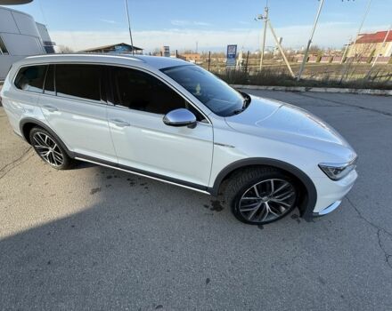 Білий Фольксваген Пассат Варіант, об'ємом двигуна 2 л та пробігом 195 тис. км за 16750 $, фото 20 на Automoto.ua