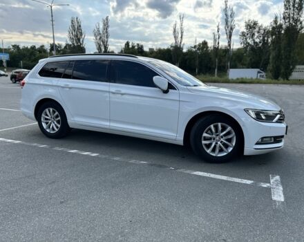 Білий Фольксваген Пассат Варіант, об'ємом двигуна 1.6 л та пробігом 214 тис. км за 14350 $, фото 2 на Automoto.ua