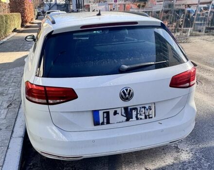 Білий Фольксваген Пассат Варіант, об'ємом двигуна 2 л та пробігом 236 тис. км за 12500 $, фото 2 на Automoto.ua