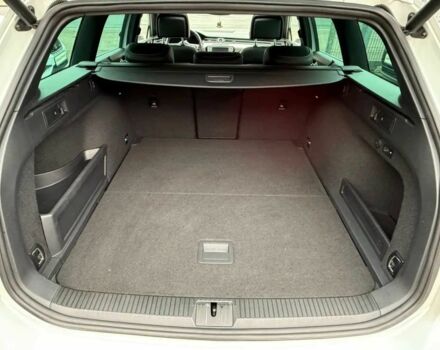 Белый Фольксваген Пассат Вариант, объемом двигателя 2 л и пробегом 79 тыс. км за 12000 $, фото 13 на Automoto.ua