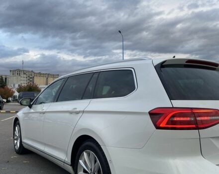 Білий Фольксваген Пассат Варіант, об'ємом двигуна 2 л та пробігом 250 тис. км за 14800 $, фото 2 на Automoto.ua