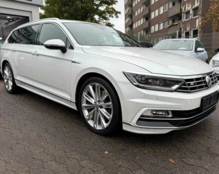 Белый Фольксваген Пассат Вариант, объемом двигателя 2 л и пробегом 79 тыс. км за 12000 $, фото 2 на Automoto.ua