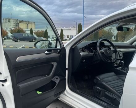 Білий Фольксваген Пассат Варіант, об'ємом двигуна 2 л та пробігом 250 тис. км за 14800 $, фото 8 на Automoto.ua