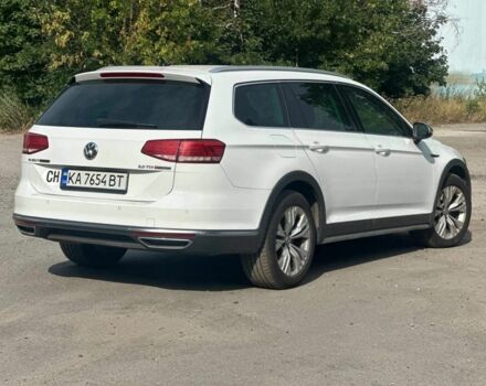 Білий Фольксваген Пассат Варіант, об'ємом двигуна 2 л та пробігом 290 тис. км за 16800 $, фото 4 на Automoto.ua