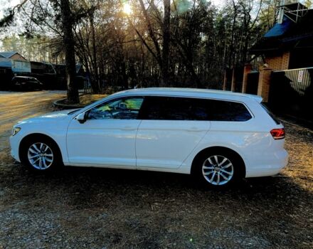 Белый Фольксваген Пассат Вариант, объемом двигателя 1.6 л и пробегом 235 тыс. км за 14999 $, фото 1 на Automoto.ua