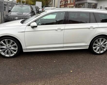 Белый Фольксваген Пассат Вариант, объемом двигателя 2 л и пробегом 79 тыс. км за 12000 $, фото 7 на Automoto.ua