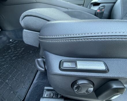 Білий Фольксваген Пассат Варіант, об'ємом двигуна 2 л та пробігом 195 тис. км за 16750 $, фото 18 на Automoto.ua