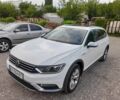 Білий Фольксваген Пассат Варіант, об'ємом двигуна 2 л та пробігом 290 тис. км за 16800 $, фото 6 на Automoto.ua
