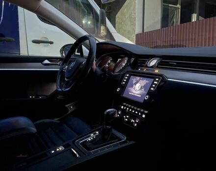 Білий Фольксваген Пассат Варіант, об'ємом двигуна 2 л та пробігом 250 тис. км за 14800 $, фото 22 на Automoto.ua