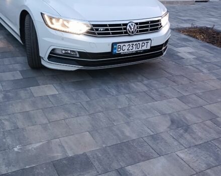 Фольксваген Пассат Вариант 2017 в Золочев на Automoto.ua Белый Фольксваген Пассат Вариант, объемом двигателя 2 л и пробегом 195 тыс. км за 18200 $, фото 2 на Automoto.ua