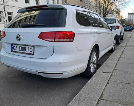 Білий Фольксваген Пассат Варіант, об'ємом двигуна 1.6 л та пробігом 237 тис. км за 14800 $, фото 3 на Automoto.ua