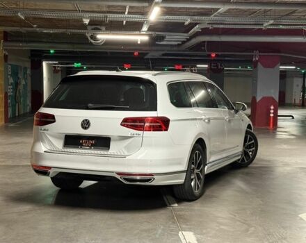 Белый Фольксваген Пассат Вариант, объемом двигателя 2 л и пробегом 168 тыс. км за 17300 $, фото 1 на Automoto.ua
