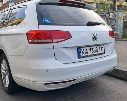 Білий Фольксваген Пассат Варіант, об'ємом двигуна 1.6 л та пробігом 237 тис. км за 14800 $, фото 2 на Automoto.ua