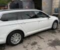 Білий Фольксваген Пассат Варіант, об'ємом двигуна 2 л та пробігом 325 тис. км за 12553 $, фото 5 на Automoto.ua