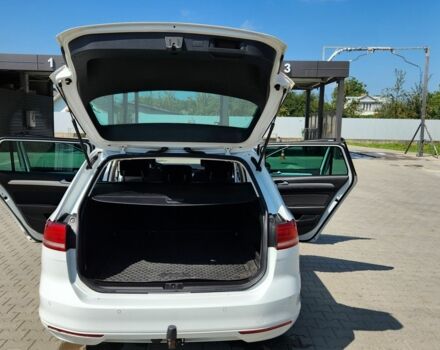 Білий Фольксваген Пассат Варіант, об'ємом двигуна 2 л та пробігом 270 тис. км за 15900 $, фото 6 на Automoto.ua