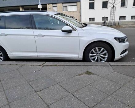 Білий Фольксваген Пассат Варіант, об'ємом двигуна 1.6 л та пробігом 237 тис. км за 14800 $, фото 4 на Automoto.ua