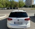Білий Фольксваген Пассат Варіант, об'ємом двигуна 2 л та пробігом 325 тис. км за 12553 $, фото 7 на Automoto.ua