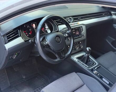 Белый Фольксваген Пассат Вариант, объемом двигателя 1.6 л и пробегом 200 тыс. км за 13800 $, фото 4 на Automoto.ua