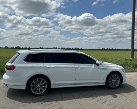 Белый Фольксваген Пассат Вариант, объемом двигателя 2 л и пробегом 288 тыс. км за 17999 $, фото 2 на Automoto.ua