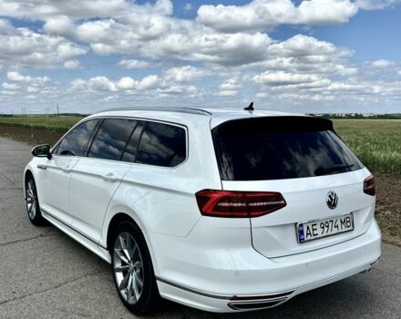 Белый Фольксваген Пассат Вариант, объемом двигателя 2 л и пробегом 288 тыс. км за 17999 $, фото 4 на Automoto.ua