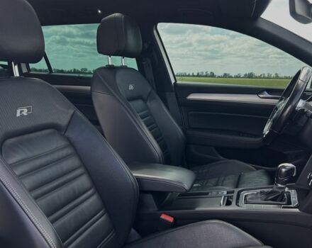 Белый Фольксваген Пассат Вариант, объемом двигателя 2 л и пробегом 288 тыс. км за 17999 $, фото 7 на Automoto.ua