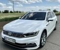Белый Фольксваген Пассат Вариант, объемом двигателя 2 л и пробегом 288 тыс. км за 17999 $, фото 6 на Automoto.ua