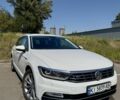 Білий Фольксваген Пассат Варіант, об'ємом двигуна 2 л та пробігом 197 тис. км за 20800 $, фото 3 на Automoto.ua