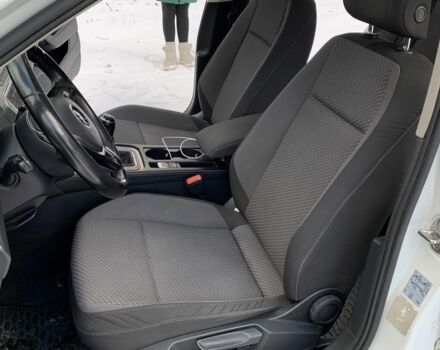 Білий Фольксваген Пассат Варіант, об'ємом двигуна 2 л та пробігом 229 тис. км за 12700 $, фото 12 на Automoto.ua