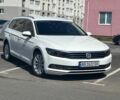 Белый Фольксваген Пассат Вариант, объемом двигателя 2 л и пробегом 240 тыс. км за 18600 $, фото 2 на Automoto.ua