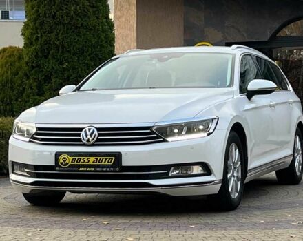 Білий Фольксваген Пассат Варіант, об'ємом двигуна 2 л та пробігом 205 тис. км за 17500 $, фото 2 на Automoto.ua