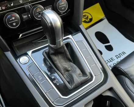 Білий Фольксваген Пассат Варіант, об'ємом двигуна 2 л та пробігом 205 тис. км за 17500 $, фото 17 на Automoto.ua