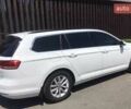 Белый Фольксваген Пассат Вариант, объемом двигателя 2 л и пробегом 253 тыс. км за 16000 $, фото 2 на Automoto.ua