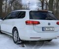 Білий Фольксваген Пассат Варіант, об'ємом двигуна 2 л та пробігом 229 тис. км за 12700 $, фото 3 на Automoto.ua