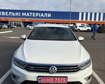 Білий Фольксваген Пассат Варіант, об'ємом двигуна 1.4 л та пробігом 200 тис. км за 18999 $, фото 1 на Automoto.ua