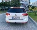 Білий Фольксваген Пассат Варіант, об'ємом двигуна 2 л та пробігом 193 тис. км за 27000 $, фото 15 на Automoto.ua
