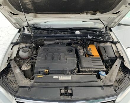 Білий Фольксваген Пассат Варіант, об'ємом двигуна 2 л та пробігом 229 тис. км за 12700 $, фото 22 на Automoto.ua