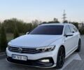 Белый Фольксваген Пассат Вариант, объемом двигателя 2 л и пробегом 237 тыс. км за 22900 $, фото 1 на Automoto.ua