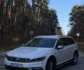 Белый Фольксваген Пассат Вариант, объемом двигателя 2 л и пробегом 270 тыс. км за 22000 $, фото 2 на Automoto.ua