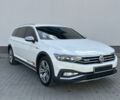 Белый Фольксваген Пассат Вариант, объемом двигателя 2 л и пробегом 180 тыс. км за 22999 $, фото 1 на Automoto.ua
