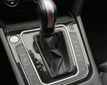 Белый Фольксваген Пассат Вариант, объемом двигателя 2 л и пробегом 265 тыс. км за 19500 $, фото 15 на Automoto.ua