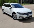 Белый Фольксваген Пассат Вариант, объемом двигателя 2 л и пробегом 256 тыс. км за 19100 $, фото 1 на Automoto.ua