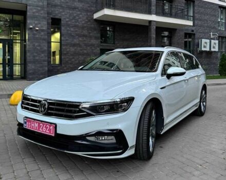 Фольксваген Пассат Вариант 2020 в Киеве на Automoto.ua Белый Фольксваген Пассат Вариант, объемом двигателя 2 л и пробегом 199 тыс. км за 25999 $, фото 4 на Automoto.ua