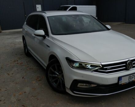 Белый Фольксваген Пассат Вариант, объемом двигателя 2 л и пробегом 210 тыс. км за 25000 $, фото 12 на Automoto.ua