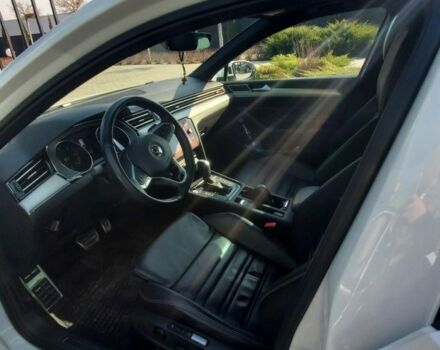 Белый Фольксваген Пассат Вариант, объемом двигателя 2 л и пробегом 210 тыс. км за 25000 $, фото 6 на Automoto.ua