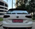 Фольксваген Пассат Вариант 2020 в Киеве на Automoto.ua Белый Фольксваген Пассат Вариант, объемом двигателя 2 л и пробегом 199 тыс. км за 25999 $, фото 1 на Automoto.ua